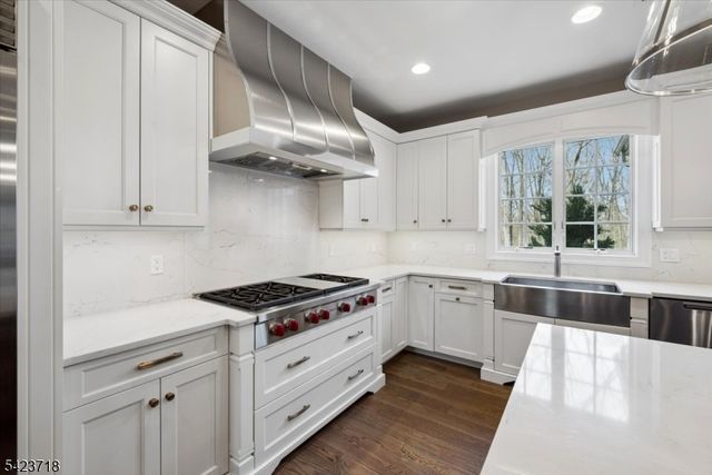 17 COUNTRYSIDE LANE, Warren Twp., NJ 07059