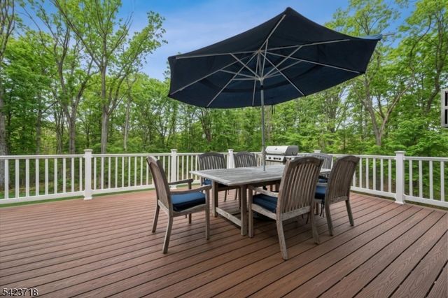 17 COUNTRYSIDE LANE, Warren Twp., NJ 07059