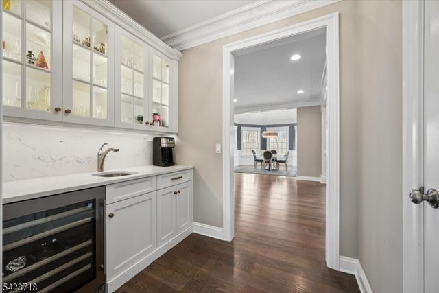 17 COUNTRYSIDE LANE, Warren Twp., NJ 07059