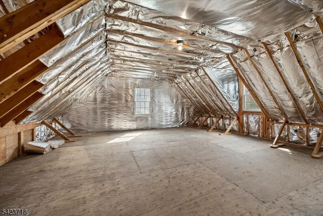 17 COUNTRYSIDE LANE, Warren Twp., NJ 07059