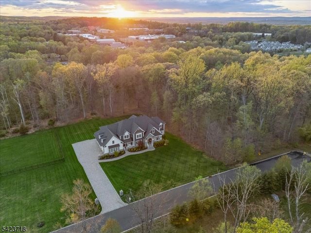 17 COUNTRYSIDE LANE, Warren Twp., NJ 07059