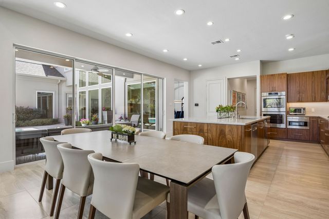 18752 Wainsborough Lane, Dallas, TX 75287