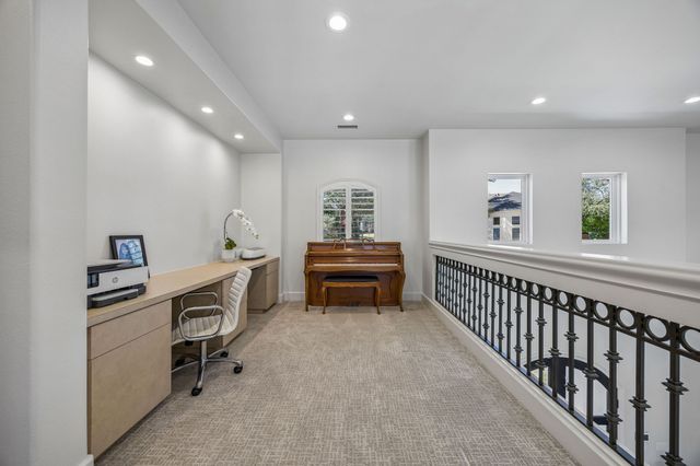 18752 Wainsborough Lane, Dallas, TX 75287