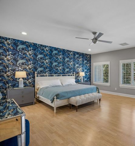 18752 Wainsborough Lane, Dallas, TX 75287