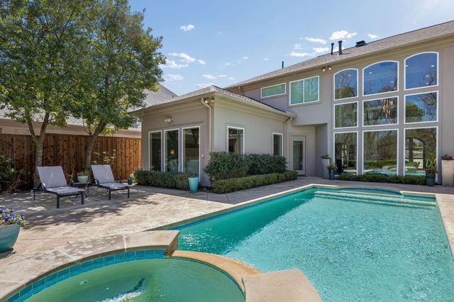 18752 Wainsborough Lane, Dallas, TX 75287