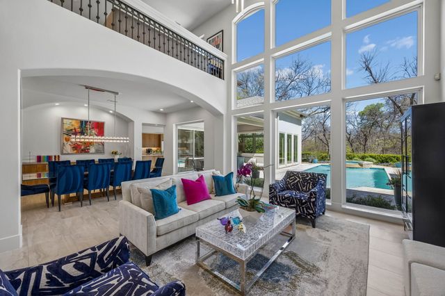 18752 Wainsborough Lane, Dallas, TX 75287