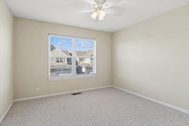 403 Bluegrass Parkway, Oswego, IL 60543