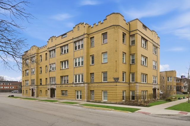 600 ELGIN Avenue 3B, Forest Park, IL 60130