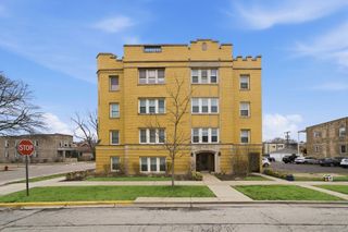 600 ELGIN Avenue 3B, Forest Park, IL 60130