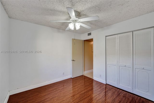 11154 NW 37th St, Sunrise, FL 33351