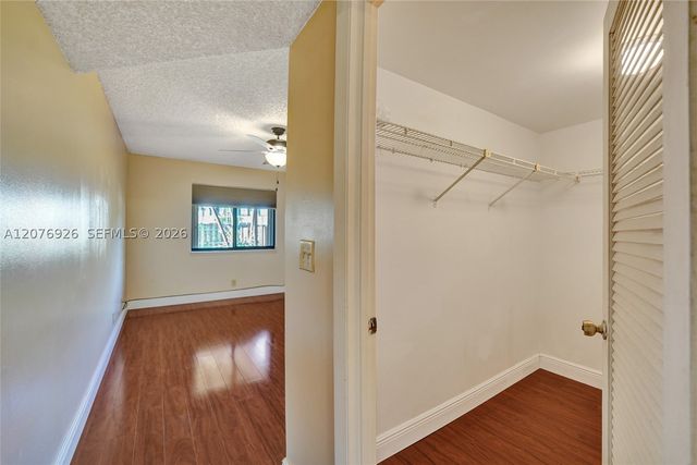 11154 NW 37th St, Sunrise, FL 33351