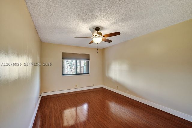 11154 NW 37th St, Sunrise, FL 33351