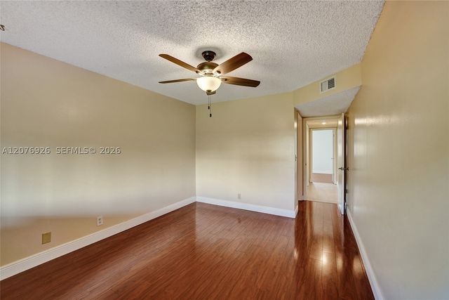 11154 NW 37th St, Sunrise, FL 33351