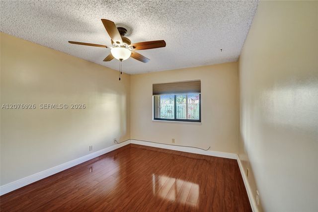 11154 NW 37th St, Sunrise, FL 33351
