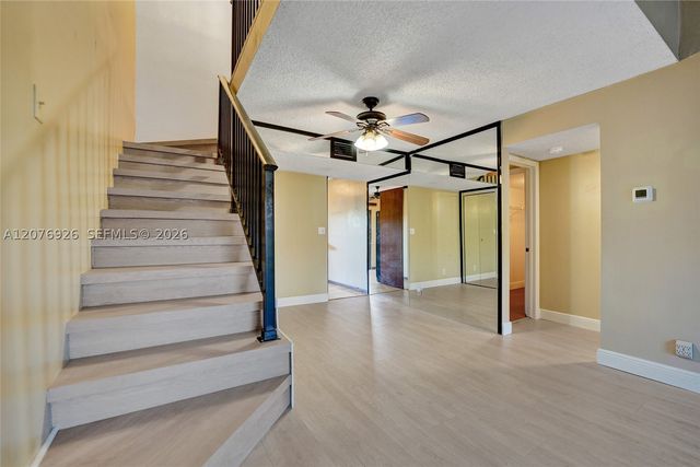 11154 NW 37th St, Sunrise, FL 33351