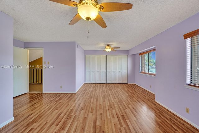 11154 NW 37th St, Sunrise, FL 33351