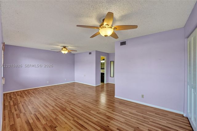 11154 NW 37th St, Sunrise, FL 33351