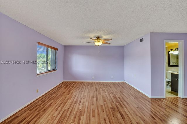 11154 NW 37th St, Sunrise, FL 33351