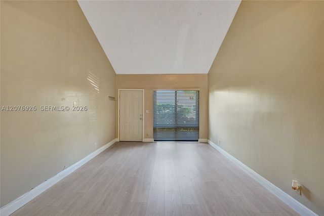 11154 NW 37th St, Sunrise, FL 33351