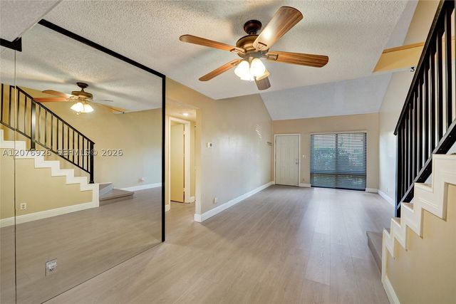 11154 NW 37th St, Sunrise, FL 33351