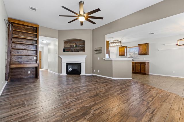 1318 Settlers Valley DR, Pflugerville, TX 78660