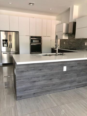 2728 TREASURE COVE Circle 2728, Dania Beach, FL 33312