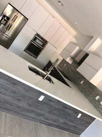 2728 TREASURE COVE Circle 2728, Dania Beach, FL 33312