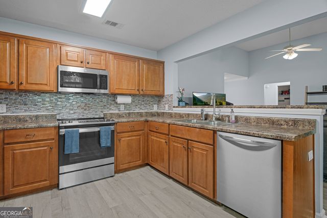 86 Yellow Jasmine Court, Pooler, GA 31322