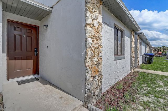 2719 HUNT CLUB LANE, Orlando, FL 32826