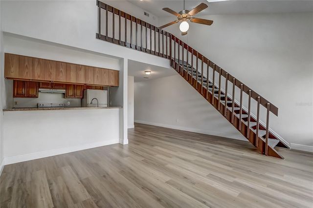 2719 HUNT CLUB LANE, Orlando, FL 32826