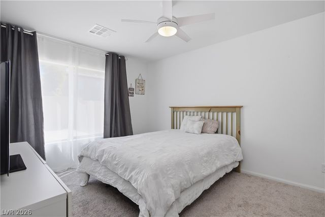 10464 Rose Palisade Street, Las Vegas, NV 89141