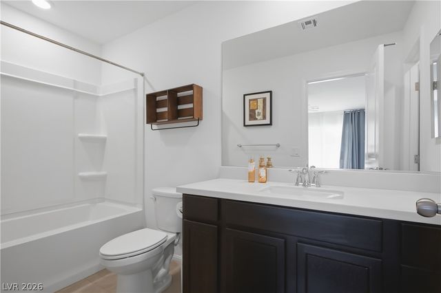 10464 Rose Palisade Street, Las Vegas, NV 89141