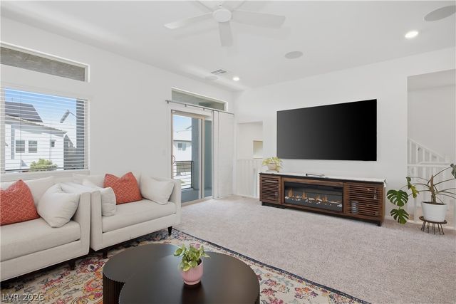 10464 Rose Palisade Street, Las Vegas, NV 89141