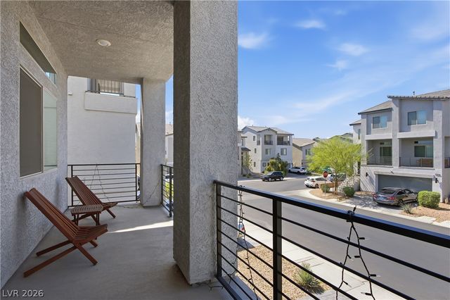 10464 Rose Palisade Street, Las Vegas, NV 89141