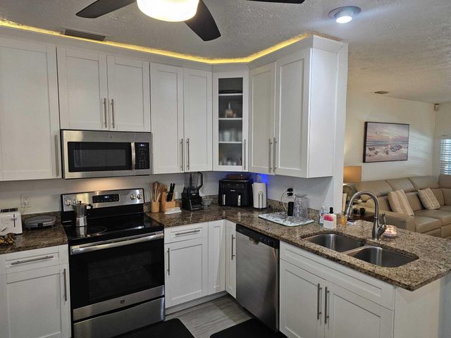 109 Gibraltar Street, Royal Palm Beach, FL 33411
