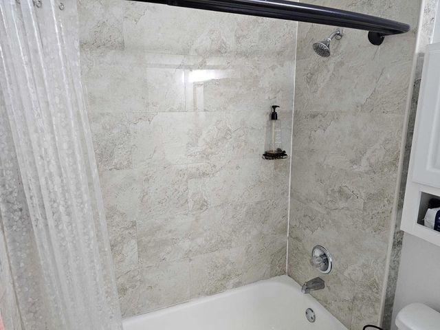 109 Gibraltar Street, Royal Palm Beach, FL 33411