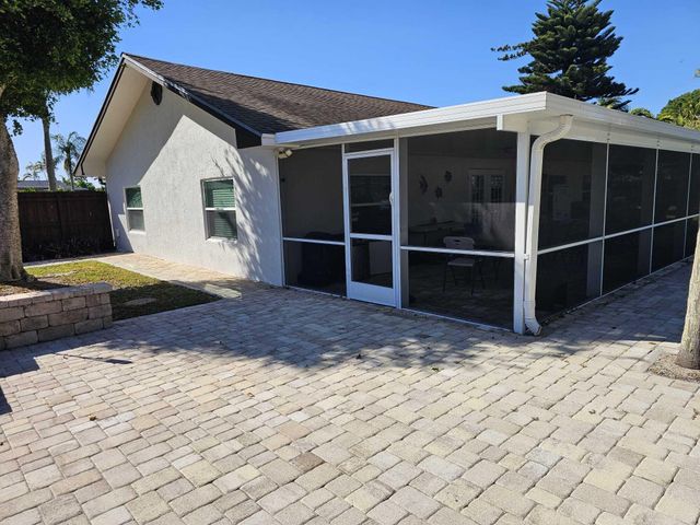109 Gibraltar Street, Royal Palm Beach, FL 33411