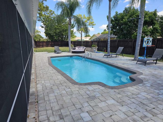 109 Gibraltar Street, Royal Palm Beach, FL 33411