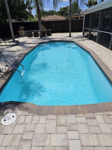 109 Gibraltar Street, Royal Palm Beach, FL 33411