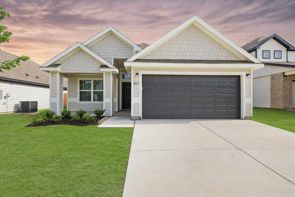 2413 Dahlia Drive, Fort Worth, TX 76123