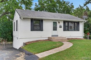 10832 Saint Henry Court, St Ann, MO 63074