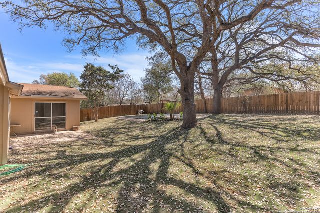 4214 Flint Hill St, San Antonio, TX 78230