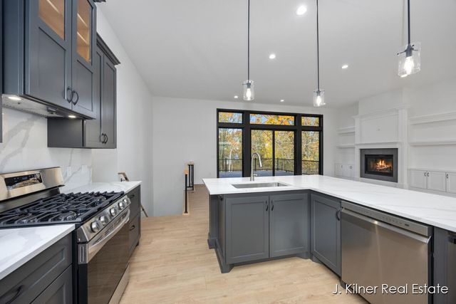 9465 Wabasis Pointe Drive, Greenville, MI 48838