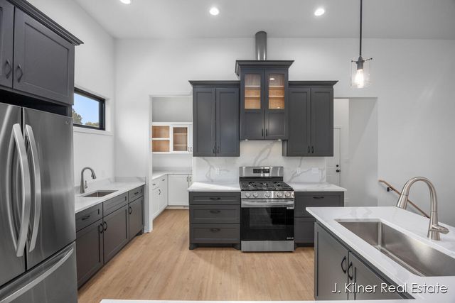 9465 Wabasis Pointe Drive, Greenville, MI 48838