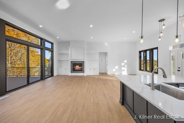 9465 Wabasis Pointe Drive, Greenville, MI 48838