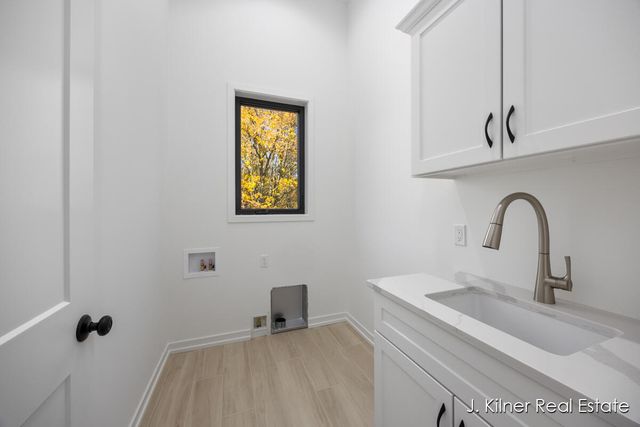 9465 Wabasis Pointe Drive, Greenville, MI 48838