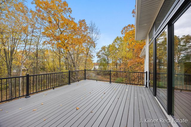 9465 Wabasis Pointe Drive, Greenville, MI 48838