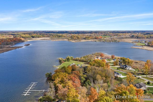 9465 Wabasis Pointe Drive, Greenville, MI 48838