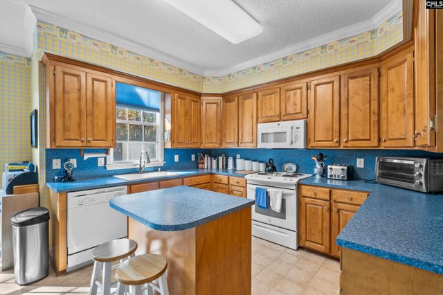 128 Laurel Court, Lugoff, SC 29078