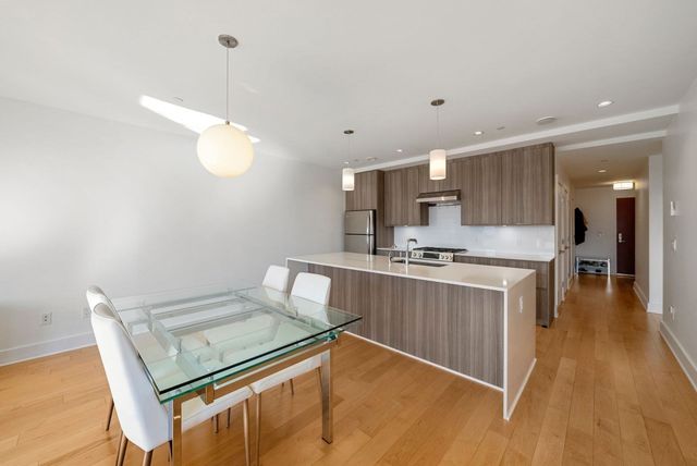 240 Salem St 3B, Medford, MA 02155